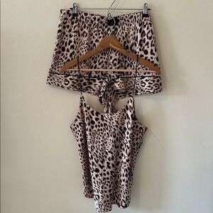 Victorias Secret Leopard Print Tank Top and Shorts - XL